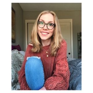 Meet your Posher, Lexi